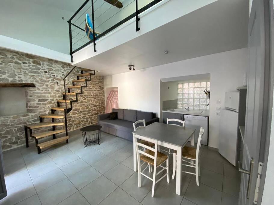 Villa Gite Le Patio à Bourg-Saint-Andéol Extérieur photo